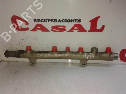 Used Injection rail Injection rail 7951304 7951304