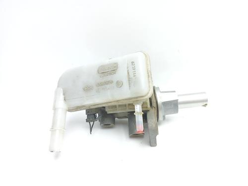 Used Brake master cylinder Brake master cylinder 16646067 16646067