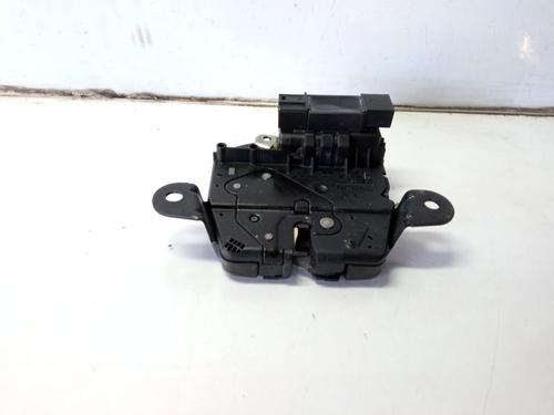 tailgate-lock-bmw-2-active-tourer-f45-218-d-51247348530-uk734853005-2013-2014-2015-2016-2017-2018-2019-2020-2021-9137083 main image