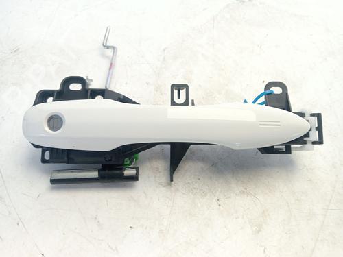 Used Front left exterior door handle TOYOTA YARIS CROSS (MXP_) 1.5 Hybrid (MXPJ10) (116 hp) 29474061