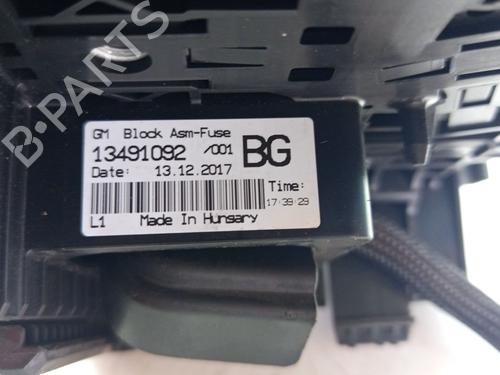 Fuse box OPEL CORSA E (X15) 1.4 LPG (08, 68) | BP37537563E1 - Image 5