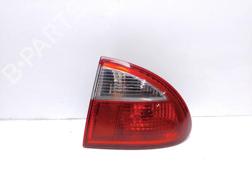 Used Right taillight SEAT LEON (1M1) 1.9 TDI (110 hp) 18031032