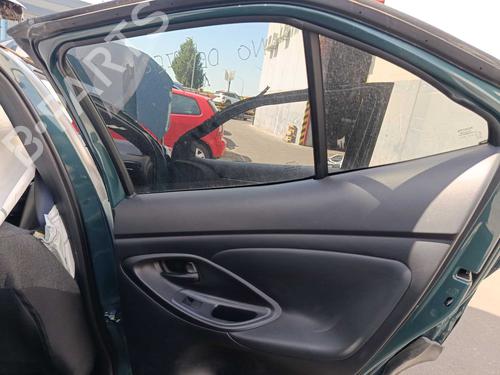 rear-right-window-mechanism-toyota-yaris-cross-mxp_-2020-37695378 main image