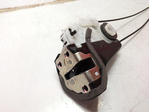 Used Rear right lock TOYOTA YARIS (_P13_) [2010-2020]  10164866
