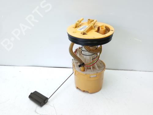 Used Fuel pump Fuel pump 16157834 16157834