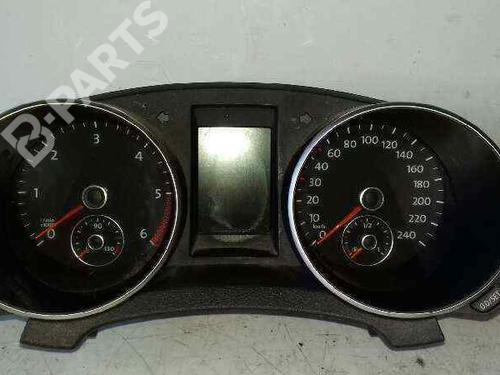 Used Instrument cluster VW GOLF VI (5K1) [2008-2014]  7957810