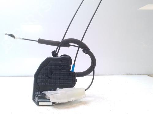 rear-right-lock-toyota-c-hr-_x1_-2016-26308383 main image