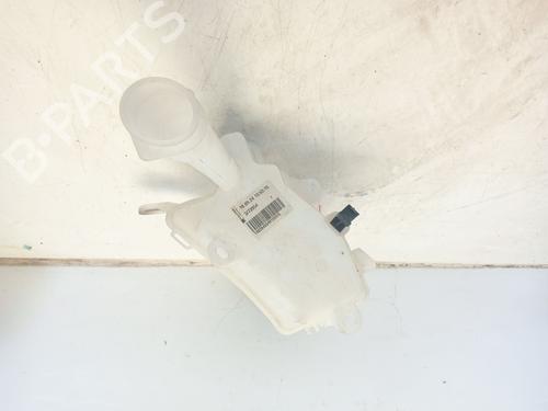 Used Windscreen washer tank TOYOTA YARIS CROSS (MXP_) 1.5 Hybrid (MXPJ10) (116 hp) 29475578