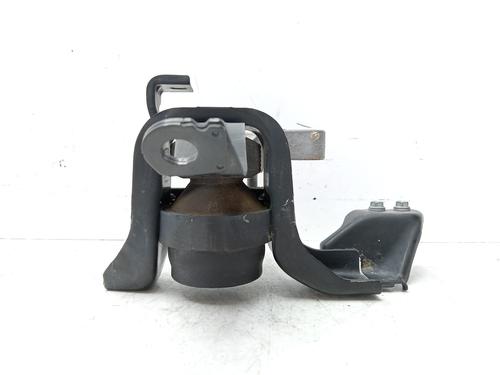 Engine mount TOYOTA YARIS (_P13_)  | BP19125682M89 
