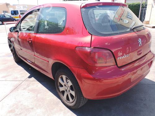 Fuse box PEUGEOT 307 (3A/C) 2.0 HDi 90 | BP21663601E1 