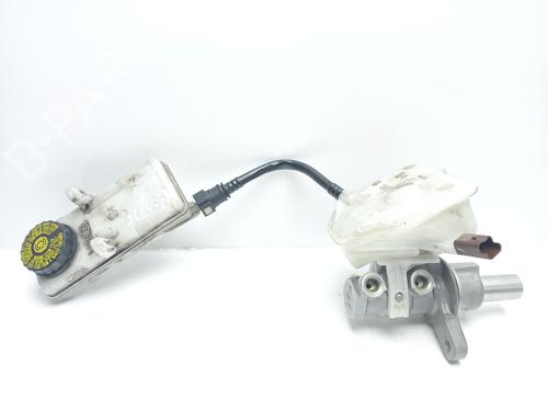 Used Brake master cylinder CITROËN C4 II (NC_) [2009-2025]  17125783