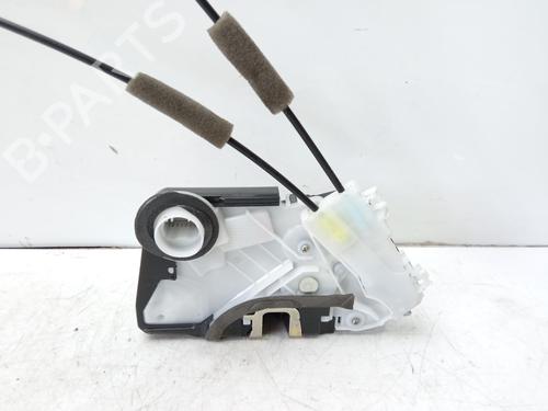 Used Front left lock TOYOTA YARIS (_P13_) [2010-2020]  15499941