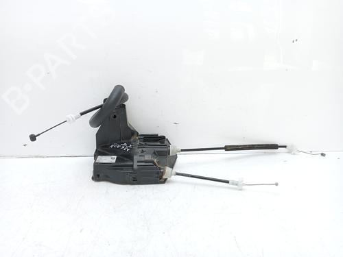 Front left lock LAND ROVER RANGE ROVER VELAR (L560) 2.0 D180 TD4 4x4 LR070438 | GX6A21813CB