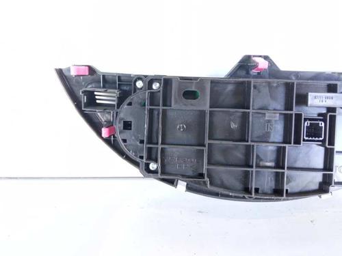 Climate control TOYOTA YARIS (_P13_) 1.5 Hybrid (NHP130_, NHP130) | BP7964188I5 