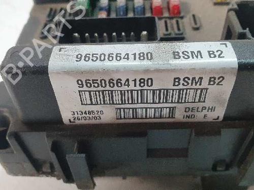 Used Fuse box Fuse box PEUGEOT 307 (3A/C) 2.0 HDi 90 (90 hp) 7960103 7960103