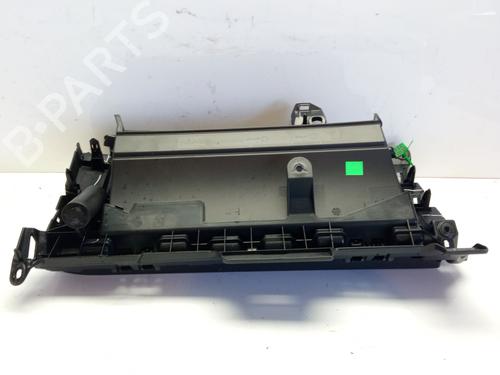Glove box TOYOTA YARIS (_P21_, _PA1_, _PH1_) 1.5 Hybrid (MXPH10, MXPH11) | BP30897590C95 
