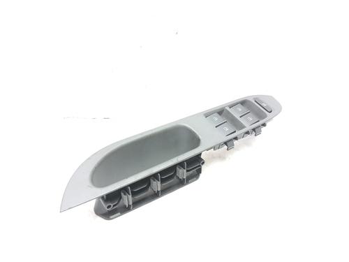Used Left front window switch Left front window switch 18251135 18251135