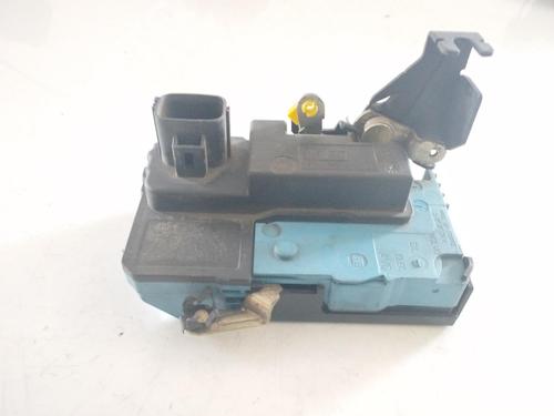 Front right lock VOLVO S60 I (384) 2.4 D (126 hp) 30784977