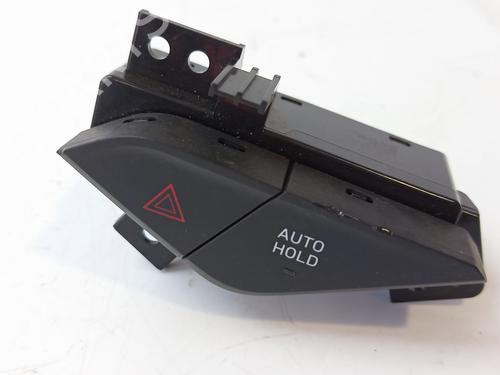 Pulsante luci di emergenza LYNK & CO 01 PHEV (261 hp) 31214221