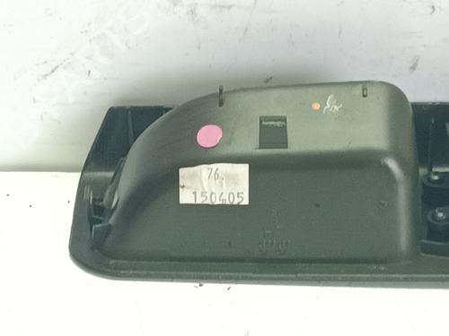 Left front window switch VOLVO S40 II (544) 2.0 D | BP37793144I27 - Image 12