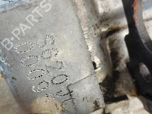 Gearbox KIA CARENS III MPV (UN) 2.0 CRDi 140 | BP10138030M3 