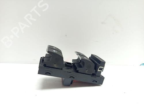 Used Left front window switch Left front window switch 31886437 31886437