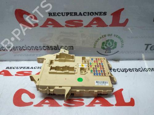 Used Fuse box KIA CARENS IV 1.7 CRDi (116 hp) 10275634