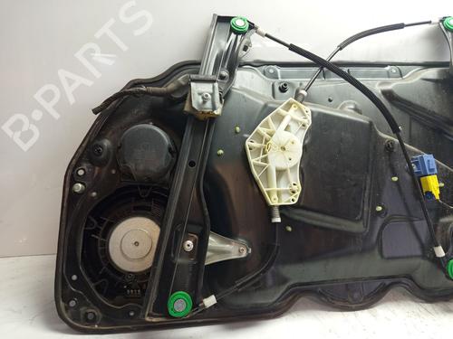 Rudehejsemekanisme ventre foran VW PASSAT B6 (3C2) | BP30897598C22