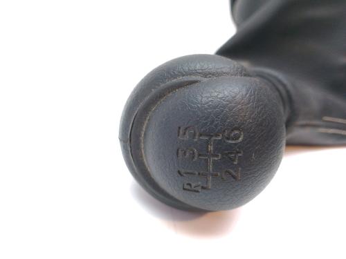 Shift knob TOYOTA HILUX VIII Pickup (_N1_) 2.4 D 4WD (GUN125_, GUN125R) | BP16302397I34 