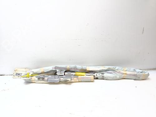 right-curtain-airbag-lexus-rx-_l1_-2008-2009-2010-2011-2012-2013-2014-2015-33012503 main image