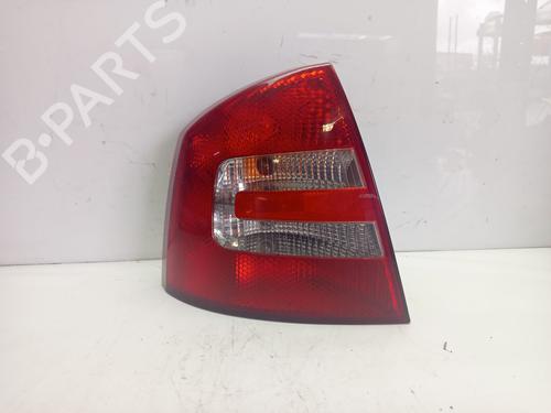 Used Left taillight SKODA OCTAVIA II (1Z3) 1.9 TDI (105 hp) 31082620