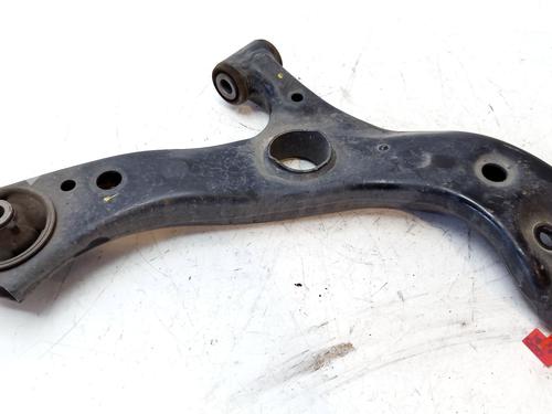 Used Right front suspension arm TOYOTA C-HR (_X1_) [2016-2025]  31190225