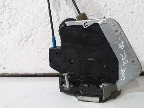rear-left-lock-lexus-is-ii-_e2_-220d-ale20-6906053040-2005-2006-2007-2008-2009-2010-2011-2012-2013-7959944 main image