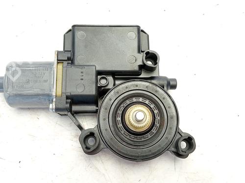Used Left rear window motor VW POLO V (6R1, 6C1) [2009-2022]  30873662