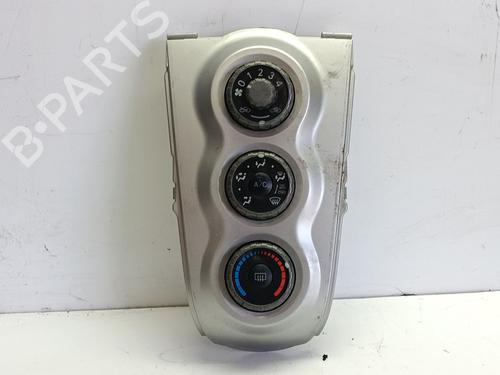 Used Climate control Climate control TOYOTA YARIS (_P9_) 1.3 VVT-i (SCP90_, SCP90R) (87 hp) 33675464 33675464