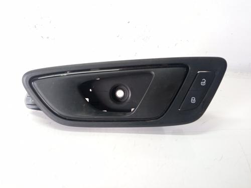 Used Front left interior door handle Front left interior door handle 10646521 10646521