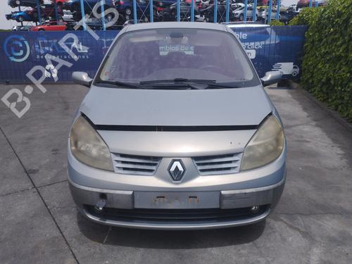 Brugte RENAULT MEGANE II Saloon (LM0/1_) 1.9 dCi (LM0G, LM1G, LM2C) (120 hp) 4475988