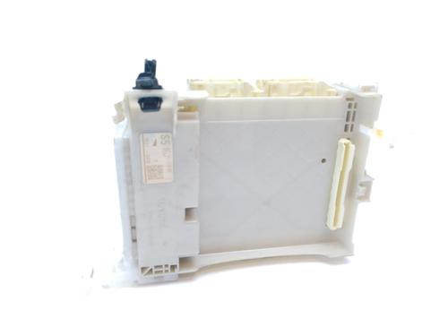Used Fuse box TOYOTA YARIS (_P13_) [2010-2020]  15003317