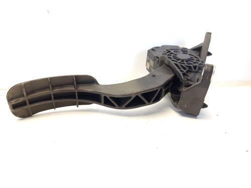 Pedal TOYOTA COROLLA Hatchback (_E21_, _EA1_, _EH1_) | BP31370217I4