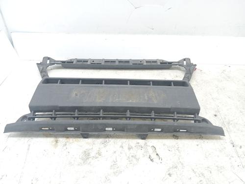 Grille CITROËN JUMPER II Bus 2.2 HDi 130 | BP31145959C40 