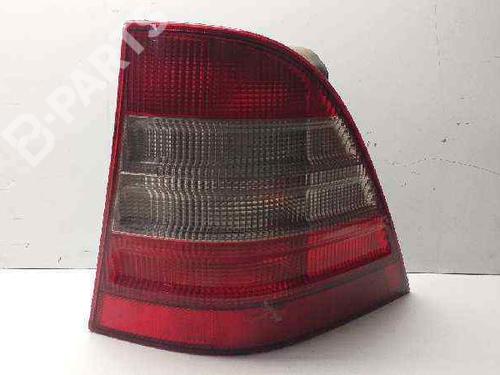Used Right taillight MERCEDES-BENZ M-CLASS (W163) ML 270 CDI (163.113) (163 hp) 7959877