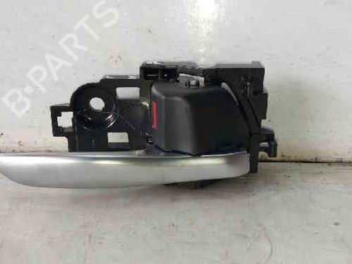 Used Front right interior door handle Front right interior door handle 10184073 10184073