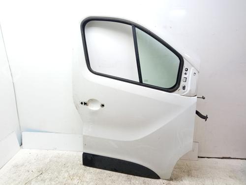 Used Right front door RENAULT TRAFIC III Van (FG_) 1.6 dCi 115 (FGMD) (116 hp) 31193063