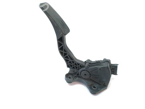 Used Pedal Pedal 16772541 16772541
