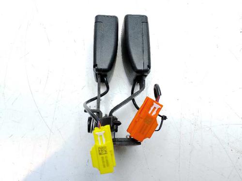 Used Rear center seatbelt VOLVO XC40 (536) D4 AWD (190 hp) 21757422