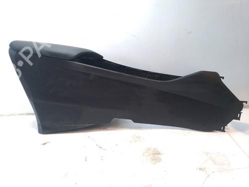 Armrest / Center console TOYOTA C-HR (_X1_) | BP24504813I20 - Image 1