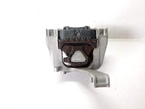 Used Engine mount Engine mount 10647966 10647966