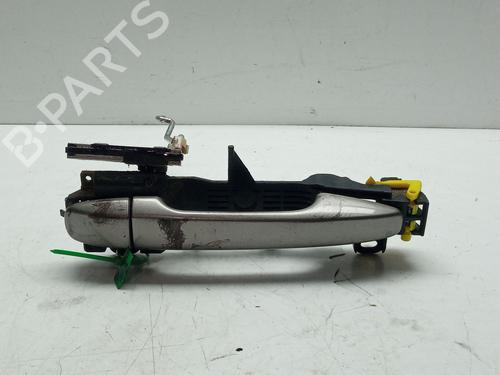 front-right-exterior-door-handle-toyota-corolla-verso-zer_-zze12_-r1_-2004-2005-2006-2007-2008-2009-31131633 main image