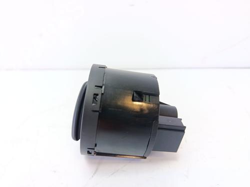 Headlight switch VW GOLF V (1K1) 1.4 TSI | BP33675455I24 - Image 2