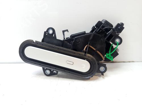 Used Front left exterior door handle Front left exterior door handle TOYOTA C-HR (_X1_) 1.8 Hybrid (ZYX10_, ZYX11_) (98 hp) 33705679 33705679